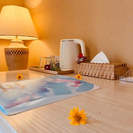 Hotel Gala Naha'S Only Sandy Beach Front All Rooms Oceanview ภายนอก รูปภาพ